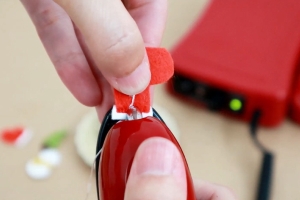 Decorating Tea Bags with Felt Ornaments