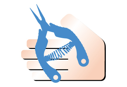 Unlike tweezers that are pinched between the thumb and index finger, this plier allows for a full-hand grip, minimizing strain during bone removal. The grip is non-slip and has a rounded shape that fits comfortably in the hand. Ideal for reducing hand fatigue during fish bone removal.