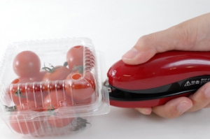 超音波溶着器キュッパQP-01(フードパックを溶着)