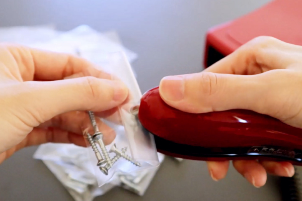 The ultrasonic waves of the QP-01 ultrasonic welder have no harmful effects on the human body. Since it does not use chemicals, ultrasonic welding is a safe choice for any manufacturing environment.